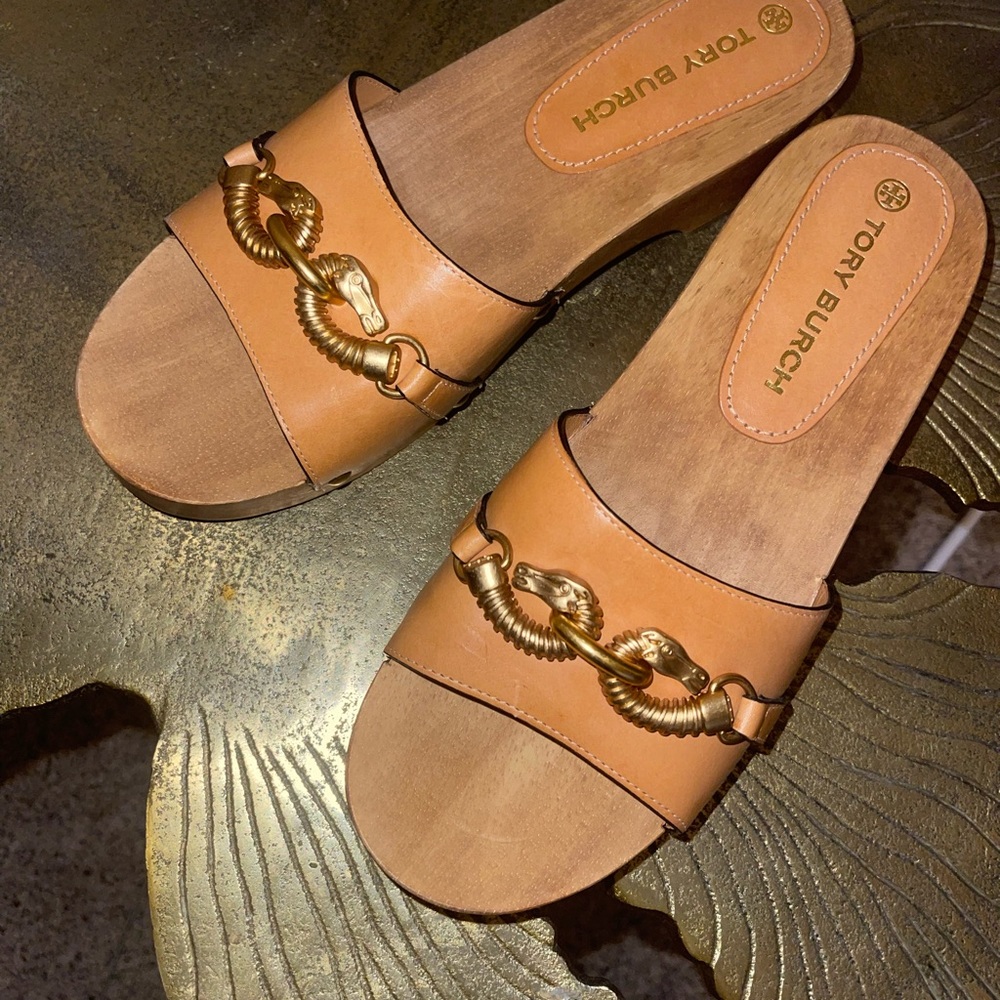 Tory Burch Gold Accent Tan Sandals